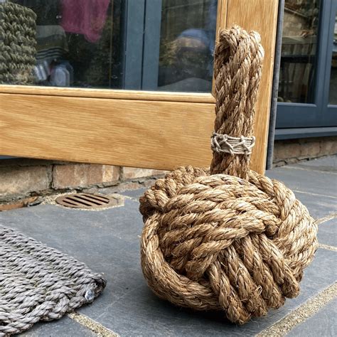 knotted door stops